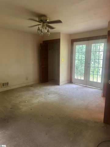 1107 Roper Mountain Road, Greenville, SC 29615