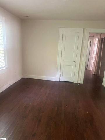 1107 Roper Mountain Road, Greenville, SC 29615