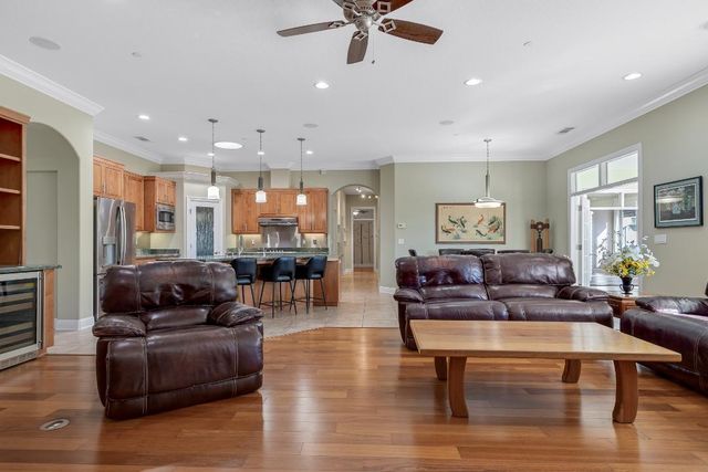 3685 Wimbledon Drive, Redding, CA 96002