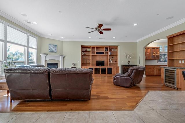 3685 Wimbledon Drive, Redding, CA 96002