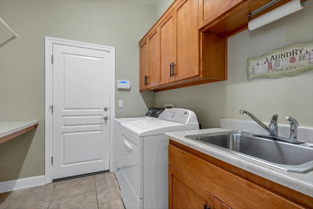 3685 Wimbledon Drive, Redding, CA 96002