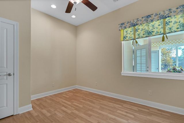 3685 Wimbledon Drive, Redding, CA 96002