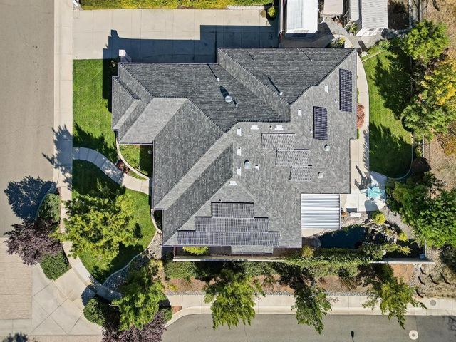 3685 Wimbledon Drive, Redding, CA 96002