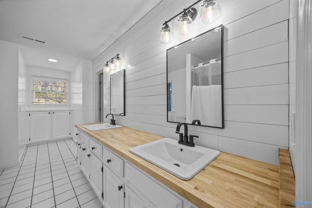 2708 Boulder Circle, Huntsville, AL 35801