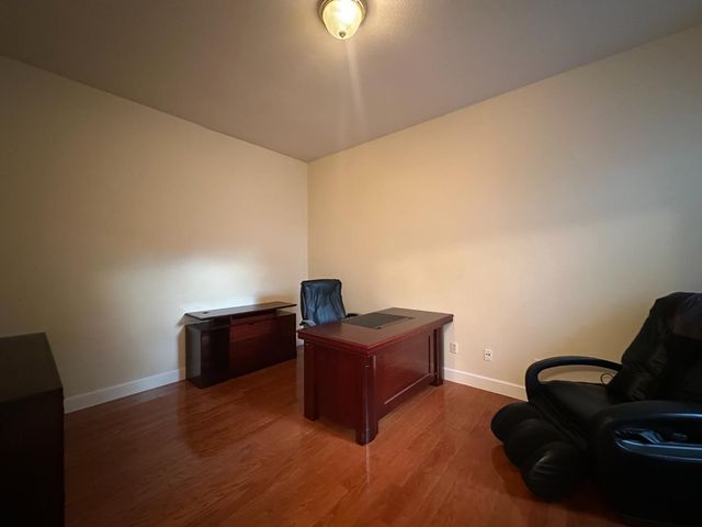 205 Hawkcrest Cir, Sacramento, CA 95835