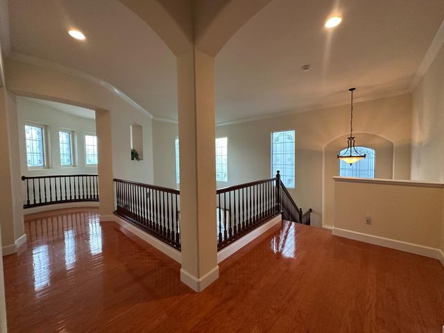 205 Hawkcrest Cir, Sacramento, CA 95835