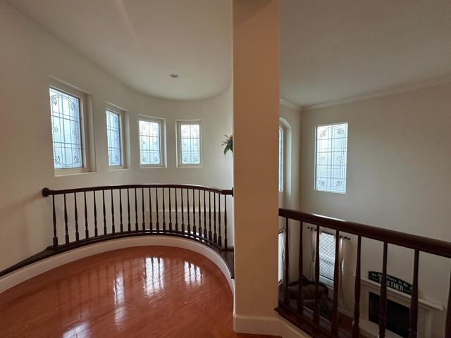 205 Hawkcrest Cir, Sacramento, CA 95835