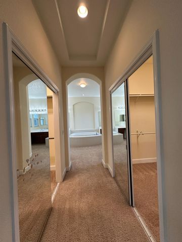 205 Hawkcrest Cir, Sacramento, CA 95835