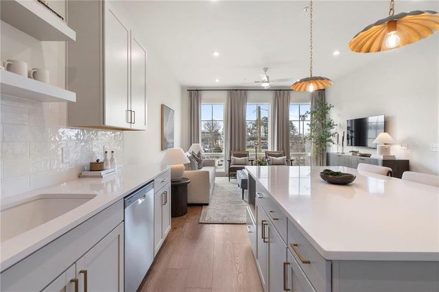 919 Hughley Circle SE 72, Atlanta, GA 30316