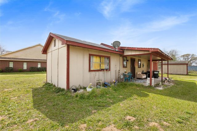 9418 County Road 423, Navasota, TX 77868