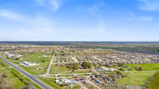 9418 County Road 423, Navasota, TX 77868