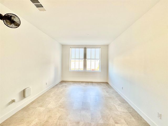 2102 Mechanic Street 203, Galveston, TX 77550