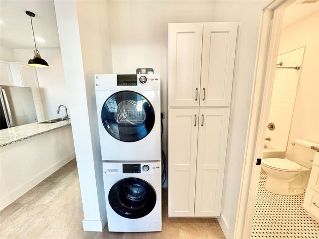 2102 Mechanic Street 203, Galveston, TX 77550