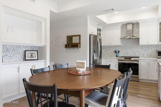 1052 Larry Court, Newbury Park, CA 91320