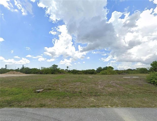2632 NE 20th CT, Cape Coral, FL 33909