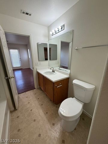 6249 Humus Avenue, Las Vegas, NV 89139