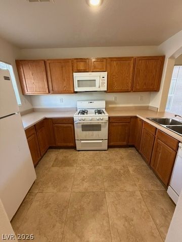 6249 Humus Avenue, Las Vegas, NV 89139