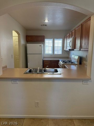 6249 Humus Avenue, Las Vegas, NV 89139