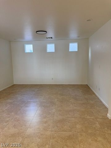 6249 Humus Avenue, Las Vegas, NV 89139