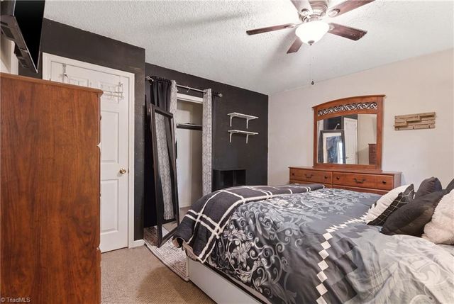 106 N Arlington Avenue, Jonesville, NC 28642