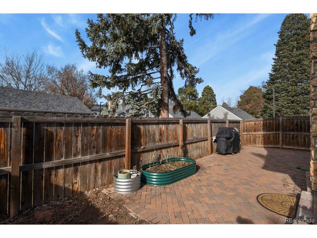 11991 E Cornell Cir, Aurora, CO 80014