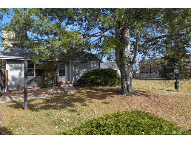 11991 E Cornell Cir, Aurora, CO 80014