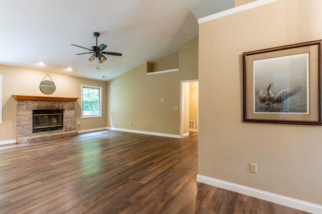 328 Elliot Wood Place, Fort Wayne, IN 46804
