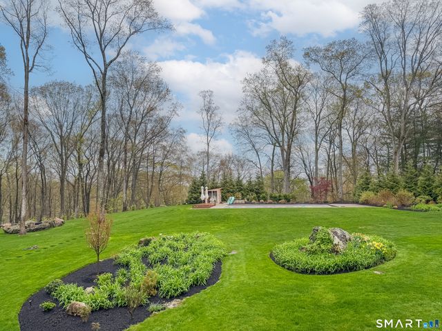 7 Birch Hill Road, Weston, CT 06883