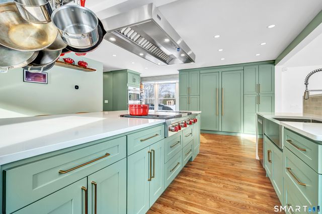 7 Birch Hill Road, Weston, CT 06883