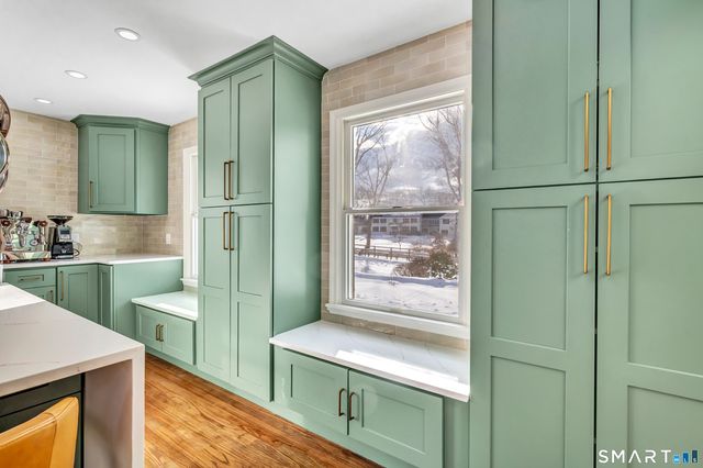 7 Birch Hill Road, Weston, CT 06883