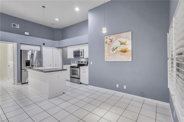 22203 Seashore CIR, Estero, FL 33928