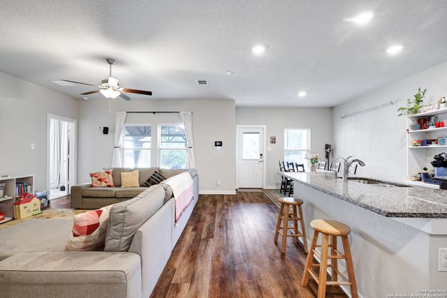 6803 EMERALD VALLEY, San Antonio, TX 78242