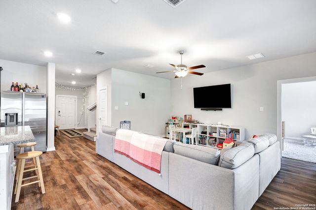 6803 EMERALD VALLEY, San Antonio, TX 78242