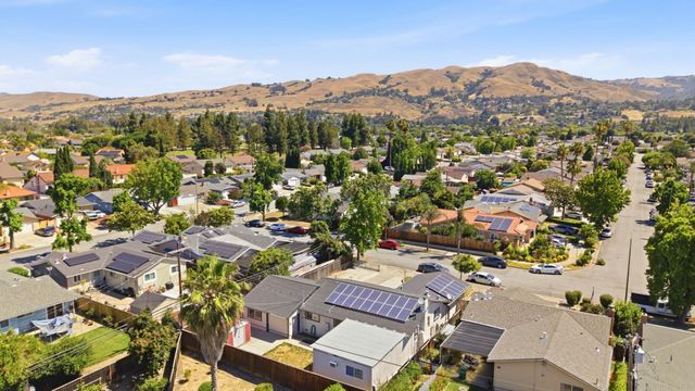 693 Bedivere Drive, San Jose, CA 95127