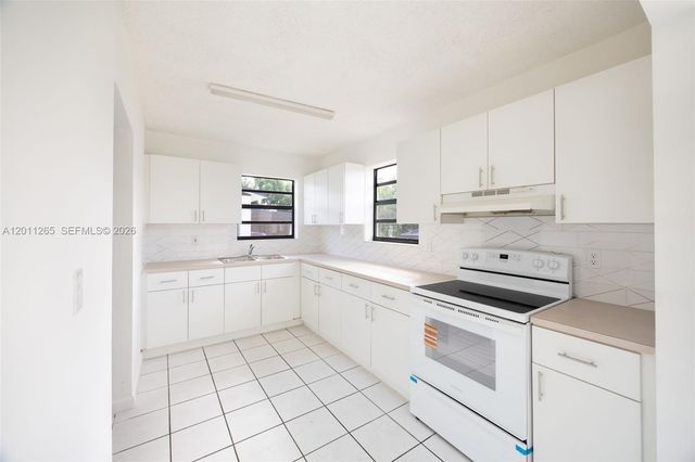 29935 SW 143rd Ct, Homestead, FL 33033