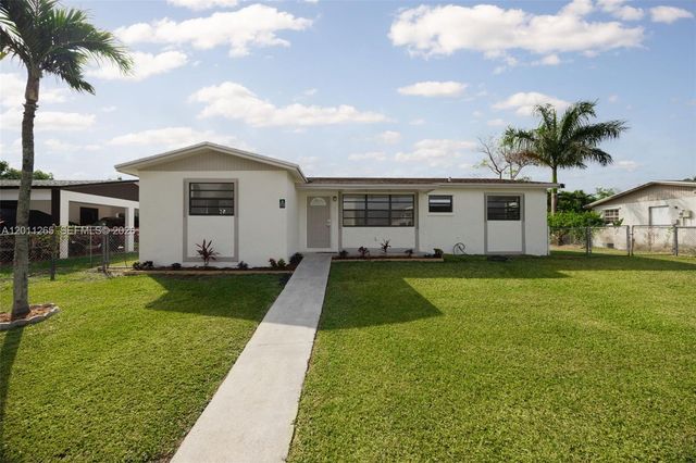 29935 SW 143rd Ct, Homestead, FL 33033