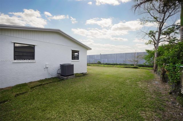 29935 SW 143rd Ct, Homestead, FL 33033