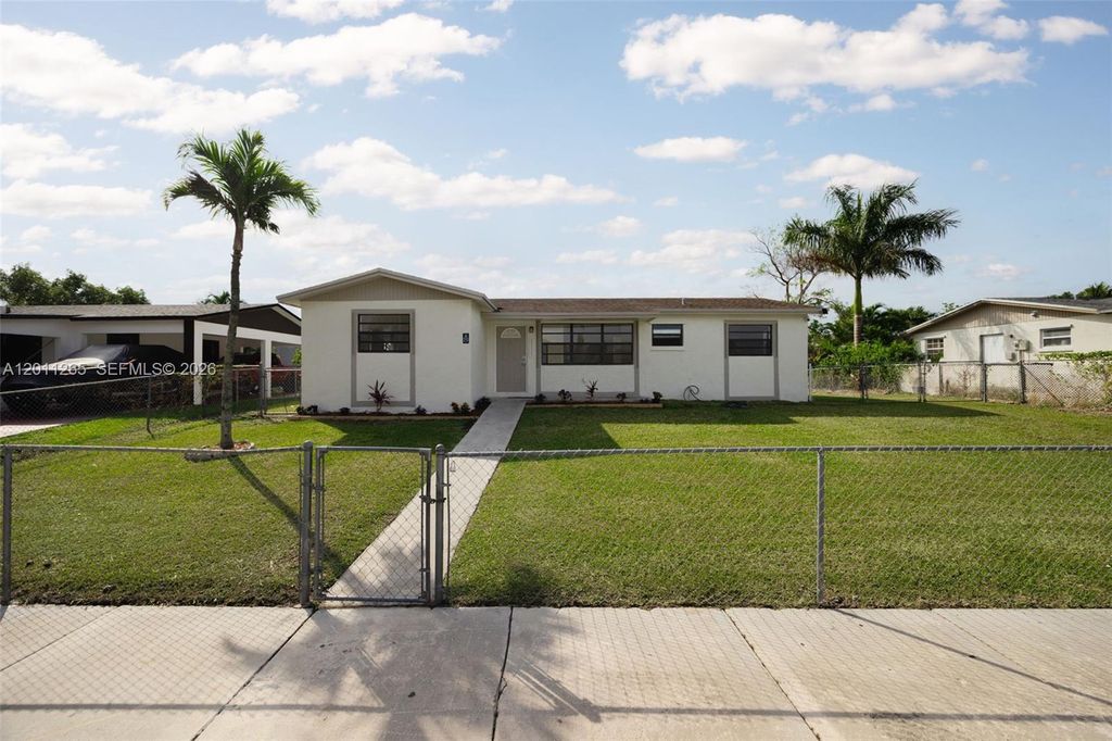 29935 SW 143rd Ct, Homestead, FL 33033