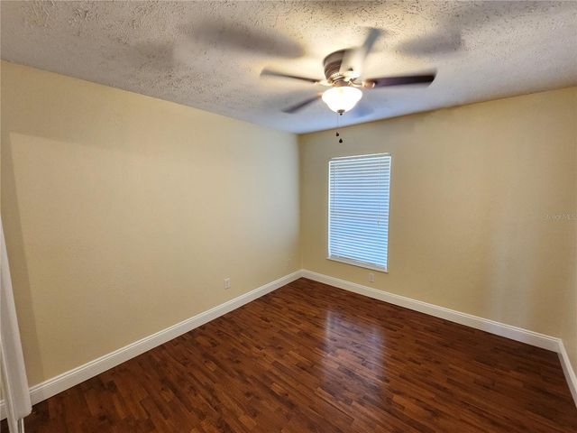 2403 STONEHILL AVENUE, Valrico, FL 33594