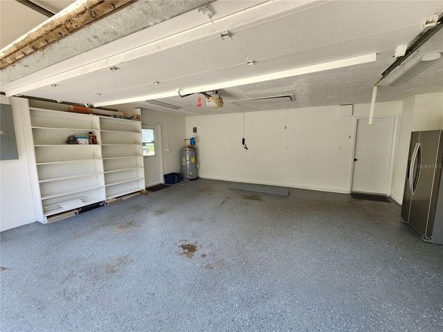 2403 STONEHILL AVENUE, Valrico, FL 33594