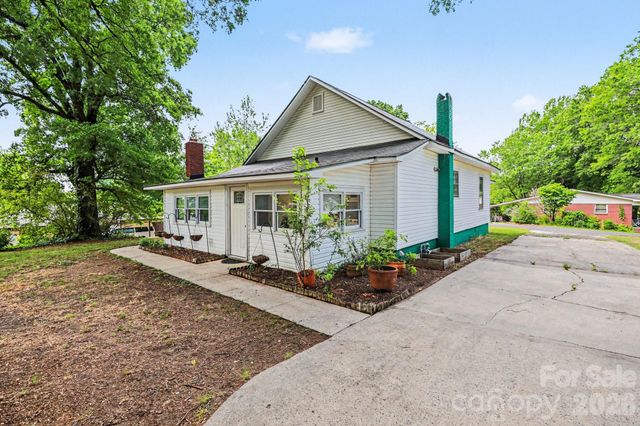 250 Halyburton Street NE, Concord, NC 28025