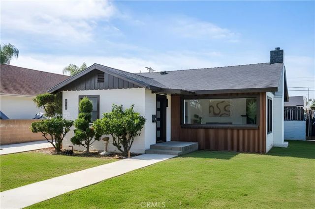 915 N Pasadena Avenue, Azusa, CA 91702