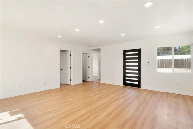915 N Pasadena Avenue, Azusa, CA 91702