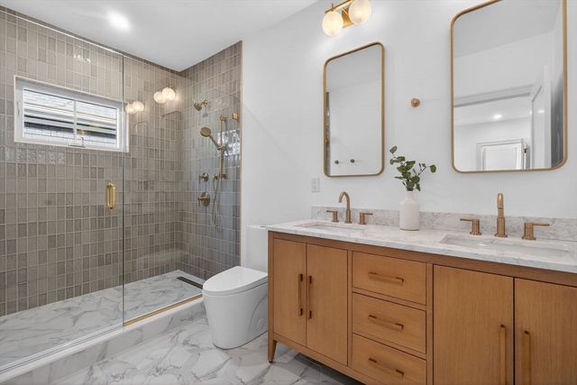 202 Powder House Blvd 1, Somerville, MA 02144