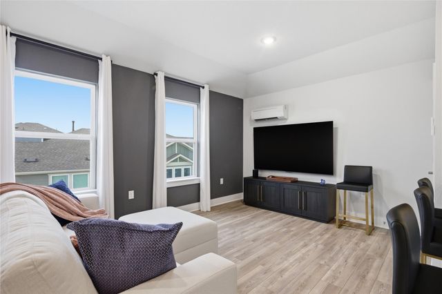 8100 Corrigan PASS, Austin, TX 78744