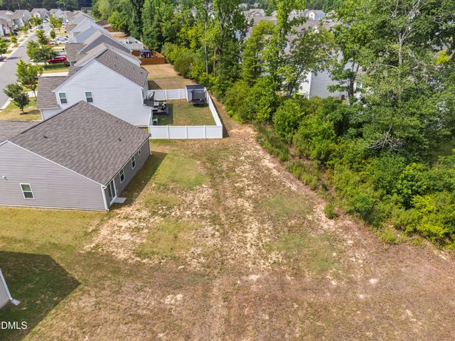 116 Brisk Drive, Zebulon, NC 27597