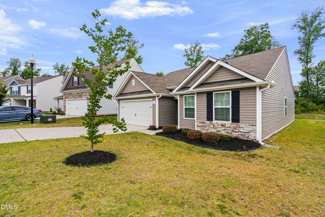 116 Brisk Drive, Zebulon, NC 27597