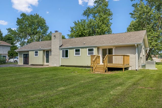 1158 Woodvale Dr, Gallatin, TN 37066