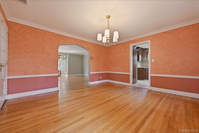225 Crocus Avenue, Floral Park, NY 11001