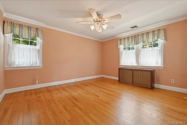 225 Crocus Avenue, Floral Park, NY 11001